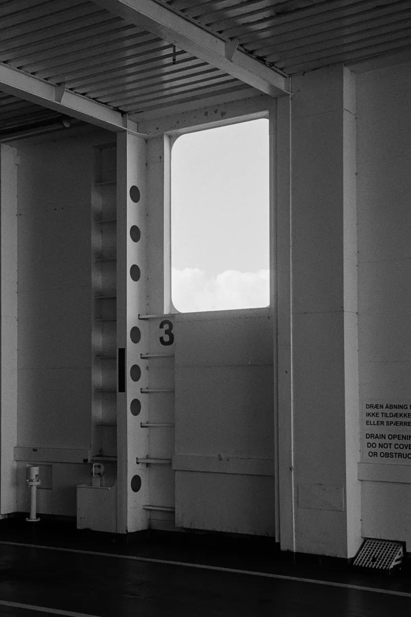 Langeland Series 01 RevueSC4 IlfordHP5plus D76 Can 005