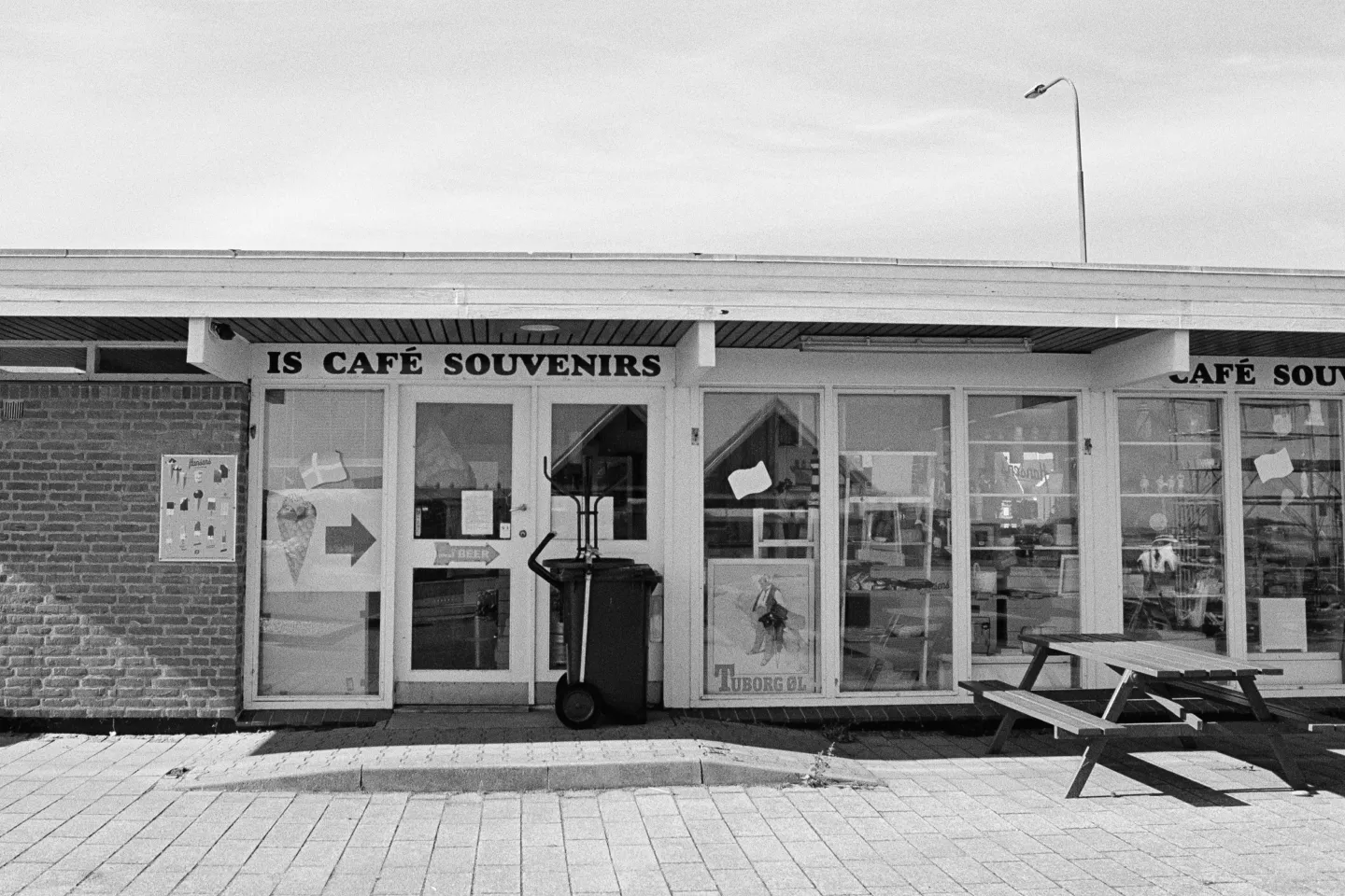 Langeland Series 01 RevueSC4 IlfordHP5plus D76 Can 005