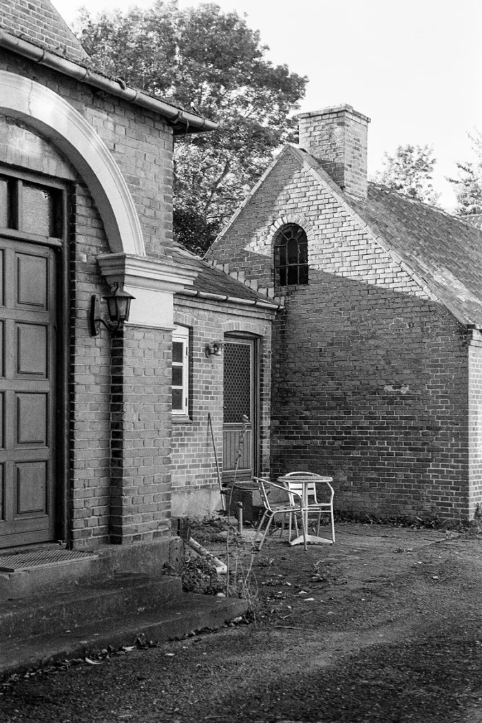 Langeland Series 02 RevueSC4 IlfordHP5plus D76 Can 006