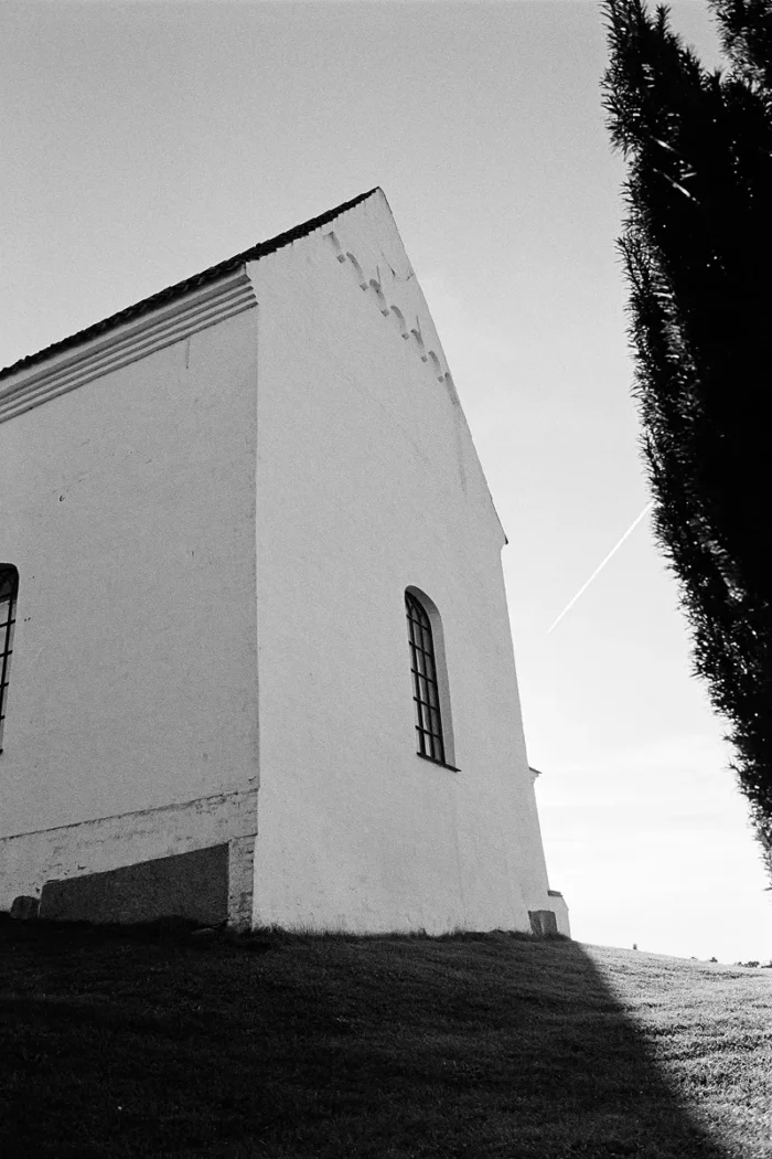 Langeland Series 02 RevueSC4 IlfordHP5plus D76 Can 006