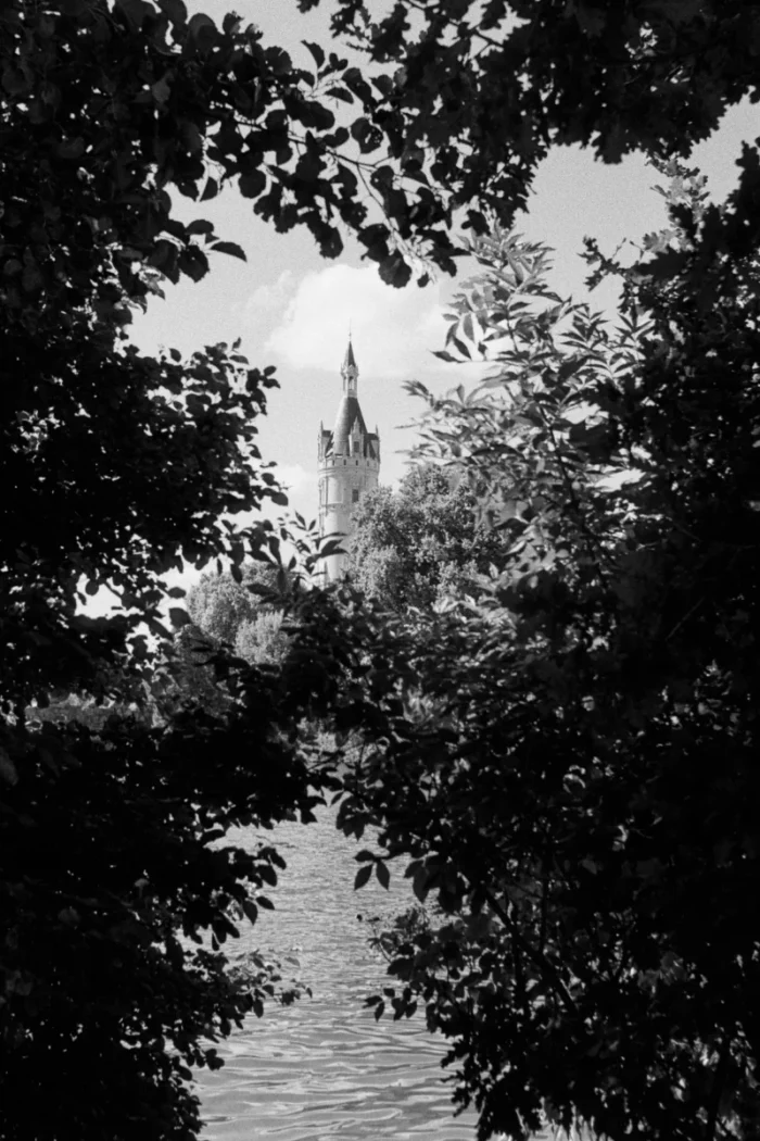 Schwerin Exa1b Kentmere100 Adonal